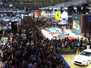 Auto Show de Shanghai 2015 también prohibe a los niños 
