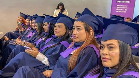 29 mujeres de Antioquia obtienen licencia C1 y acceden a nuevas oportunidades laborales