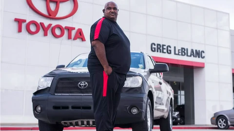 Este hombre hizo más de tres millones de kilómetros en dos camionetas Toyota