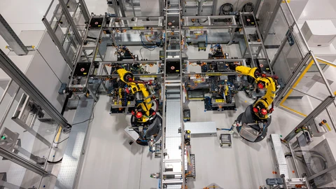 Así funciona la nueva planta de baterías de alta precisión de Porsche en Eslovaquia