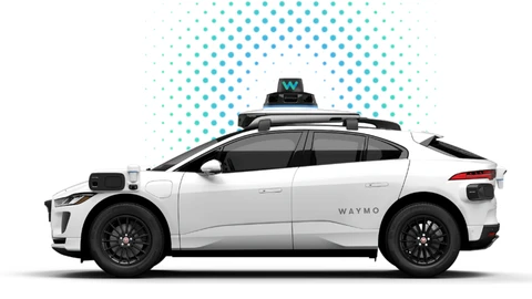 Waymo registró 68% menos accidentes que los conductores humanos