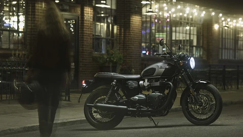 Triumph añade mejoras y tecnología en su icónica gama Modern Classics