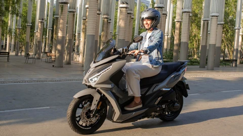 AKT lanza en Colombia la nueva escúter urbana JET EVO 150