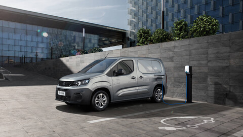 Peugeot e-Partner, una van de trabajo eléctrica que tiene todo para viajar cómodo y seguro