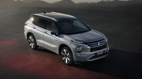 Mitsubishi Outlander 2026: Nueva mecánica híbrida y enchufable, ¿cuándo llega a México?