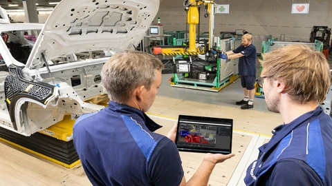 BMW simula en realidad virtual su futura planta iFACTORY