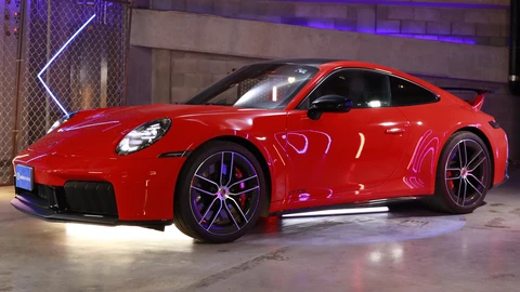 Premios Autocosmos 2025: Porsche 911 Carrera GTS Hybrid es el deportivo del año