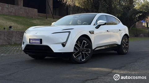 Test Drive AVATR 11, un futurista referente del segmento High Tech