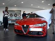 Mario Balotelli de navidad se regala un Alfa Romeo Giulia Quadrifoglio