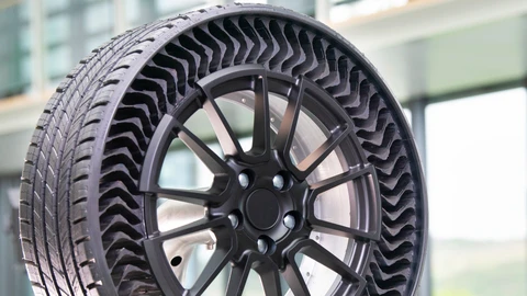 Las ruedas que no se pinchan de Michelin comienzan sus pruebas en las calles