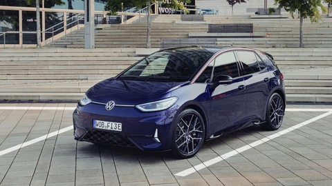 VW ID.3 GTX Fire+Ice aterriza en Europa con una producción limitada a 1,990 unidades