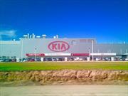 KIA finaliza la construcción de su planta en México