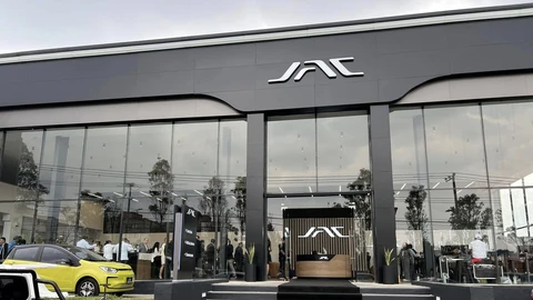 75.6% autos nuevos fueron comprados con crédito a septiembre 2026