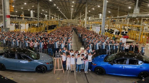 Nissan Mexicana celebra el 10° aniversario de la planta A2 de Aguascalientes