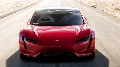 Tesla vuelve a ponerle fecha al arribo del Roadster