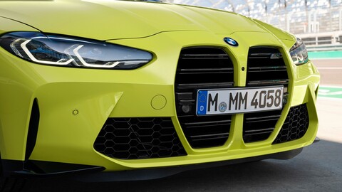 BMW M3 y M4 2021 tienen más potencia y un controversial diseño
