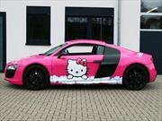 Audi R8 RacingOne Candy-Pink Hello Kitty Design por Cam Shaft