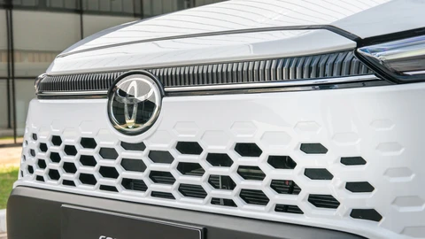 Toyota ofrece préstamos en dólares para la compra de sus vehículos