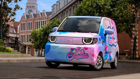 Chery IQ no solo es un auto eléctrico sino que sirve helado