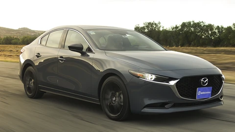 ¿Por qué un Mazda podría ser la mejor opción para tu primer coche?
