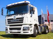 Shacman introduce su nueva línea de tracto camiones 