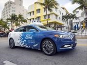 Los vehículos autónomos de Ford ya entregan pizzas en Miami 