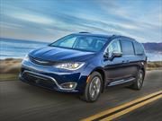 Chrysler Pacifica Hybrid 2017 es la minivan más eficiente de la historia 