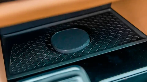 Nissan implementará cargadores de inducción en sus modelos al estilo de iPhone