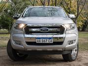 Manejamos la nueva Ford Ranger 3.2L en Argentina