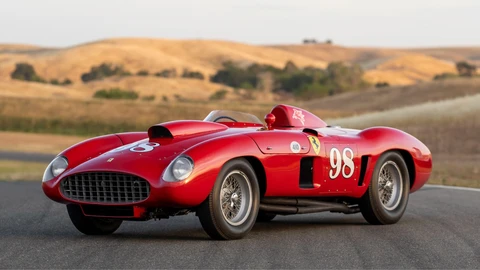 El Ferrari 410 Sport Spider by Scaglietti que manejaron Fangio y Shelby sale a subasta