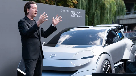 Nissan cambia a su jefe de diseño global