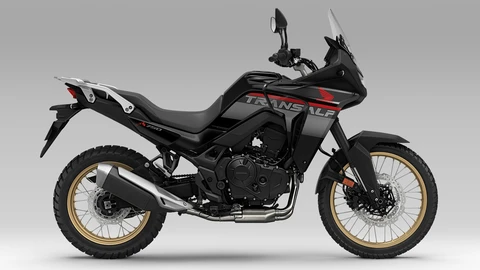 Honda XL750 Transalp 2025 llega a México, herencia aventurera