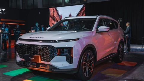 Jetour Soueast usa el método RoRo para traer sus autos de China a México