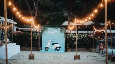 Vespa by the Sea, el proyecto de la marca italiana que conquista la playa