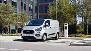 Ford lanza en Europa nuevos furgones híbridos enchufables