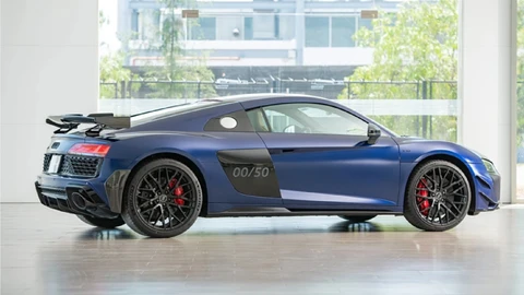 Audi R8 das Finale impulsa la regeneración oceánica mediante SeaFinder