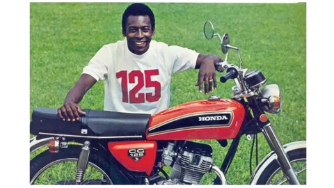 Pelé y Honda Motos establecieron una exitosa alianza en los años 70