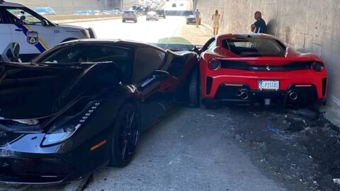 Ni uno, ni dos, sino tres Ferraris chocan en un freeway en Estados Unidos