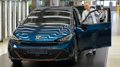 CUPRA inicia la producción del Born, su primer auto eléctrico