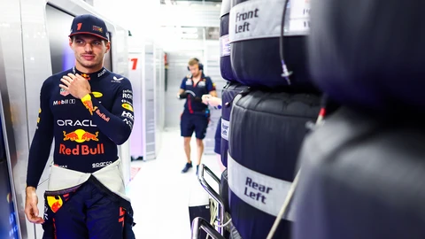Max Verstappen tiene la pole en Qatar, Checo saldrá 13