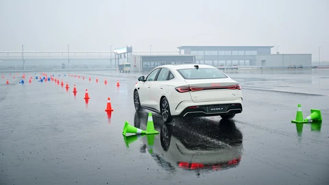 BYD Seal 6, primer contacto en China con el posible sustituto del King