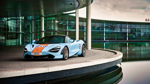 McLaren 720S recibe los clásicos y elegantes colores de Gulf