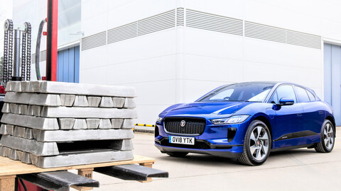 Jaguar Land Rover y su innovador proceso de reciclaje de aluminio