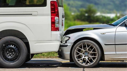 ¿Tuviste un choque leve? Así debes actuar para no afectar tu seguro ni el tránsito