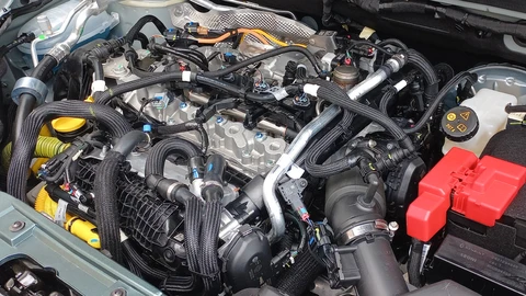 Mantenimiento de vehículos híbridos: claves para cuidar el motor