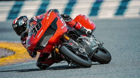 Harley-Davidson Bagger World Cup, carreras de motos XXL