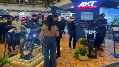 AKT Motos estrena su línea Adventure junto a VOGE en Expo 2R 2025