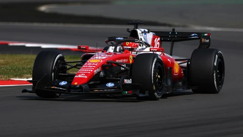 F1 2026: Charles Leclerc saca la cara por Ferrari en el caos de Silverstone