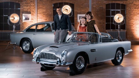Aston Martin DB5 Junior, el montable eléctrico para niños
