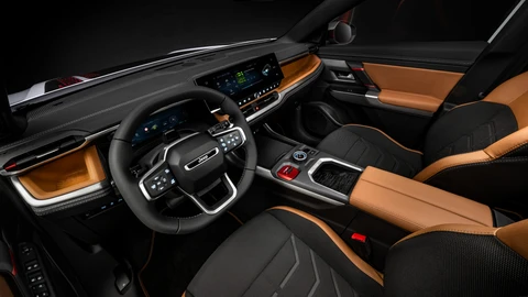 Jeep reveló el nuevo interior del Compass 4XE